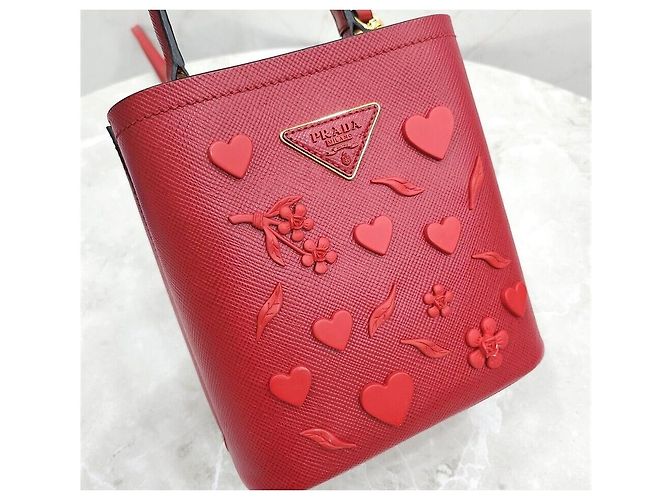 Prada Saffiano Leder Herz Panier Tasche Klein Rot - Ansicht 5