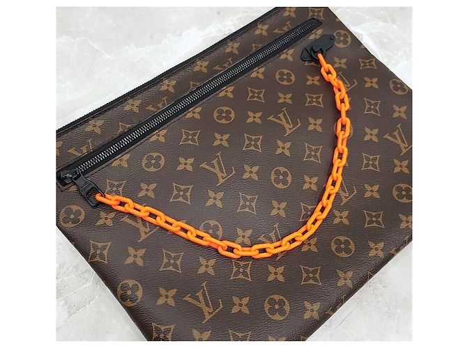 Louis Vuitton Pochette à chaîne Monogram Édition Limitée Virgil Abloh - vista 4