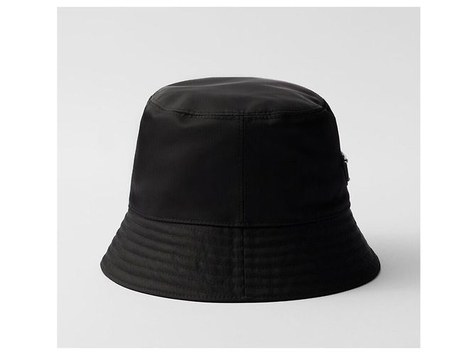 Prada Nylon-Bucket-Hat mit Dreieckslogo Schwarz - Ansicht 9