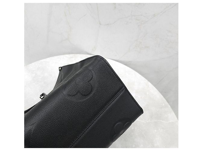 Louis Vuitton Borsa Tote Monogram Empreinte Onthego GM Nero - vista 7