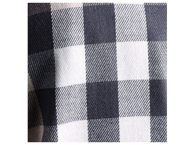 Gabardina Burberry Roja - vista 5