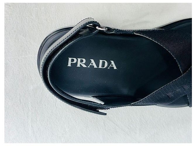 Prada Sandali in nylon da uomo Nero - vista 5