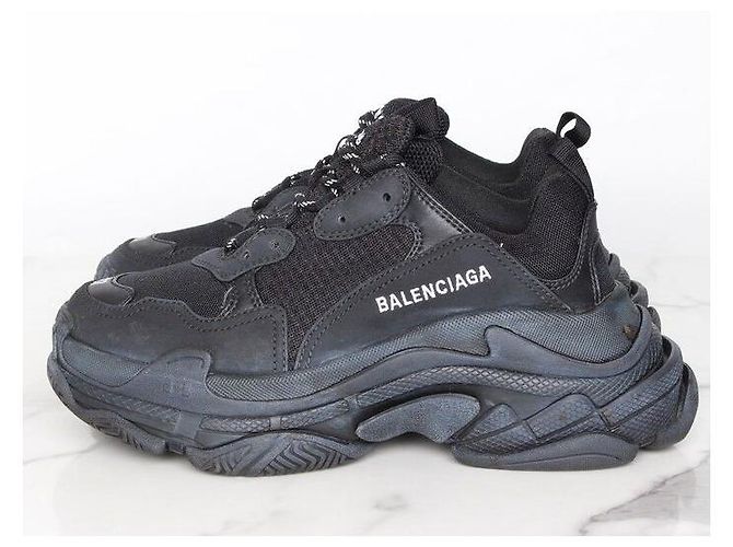Balenciaga Sneakers Triple Sneakers Dirty Black Nero - vista 3