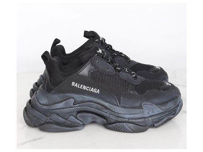 Balenciaga Sneakers Triple Sneakers Dirty Black Nero - vista 4