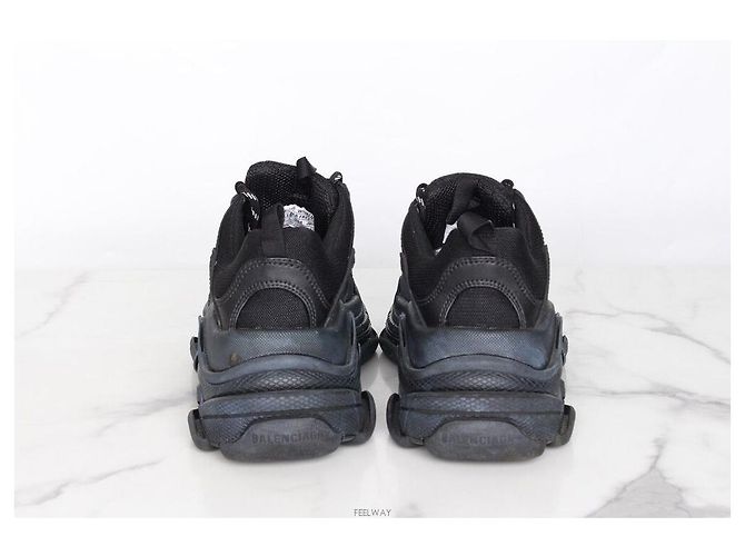Balenciaga Sneakers Triple Sneakers Dirty Black Nero - vista 6