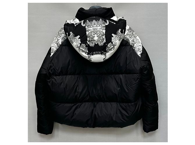 Versace Baroque Pattern Gold Button Padded Jacket (Cropped Oversized) Silvery - view 5