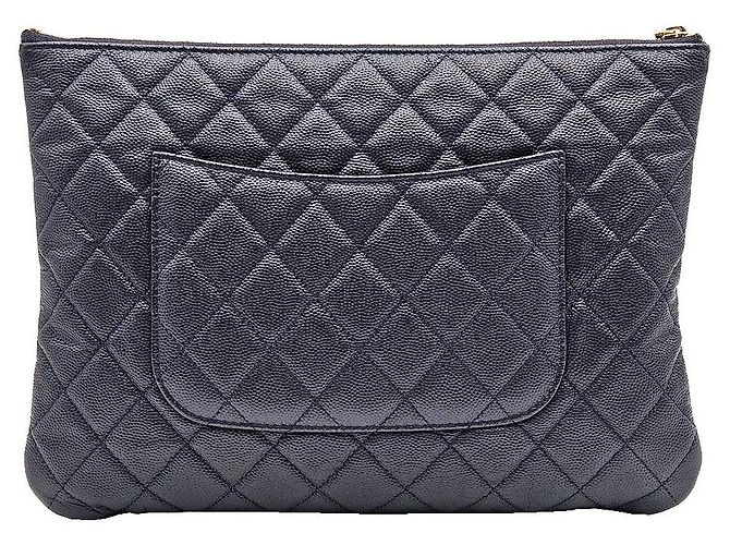 Chanel Clutch Classic New Medium Navy Caviar Gold Blu - vista 5
