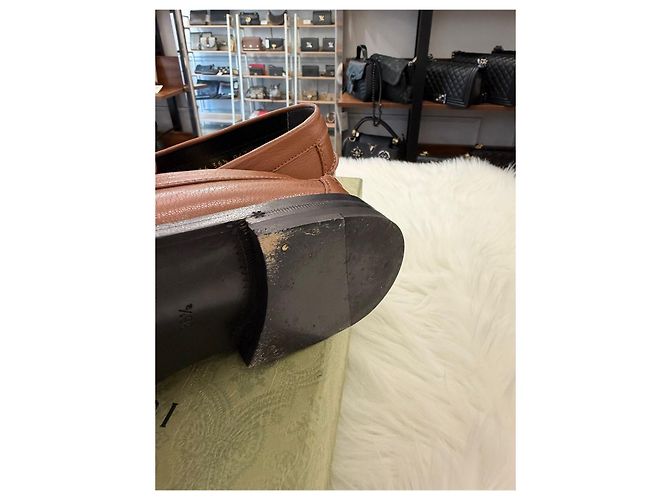 Gucci Mocassini da donna con logo metallico Marrone - vista 11
