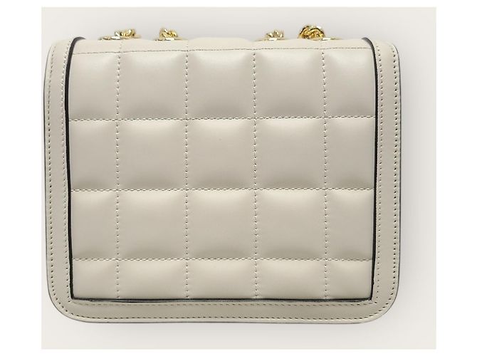 Gucci Mini bolsa de ombro em couro acolchoado branco com detalhe entrelaçado - vista 6