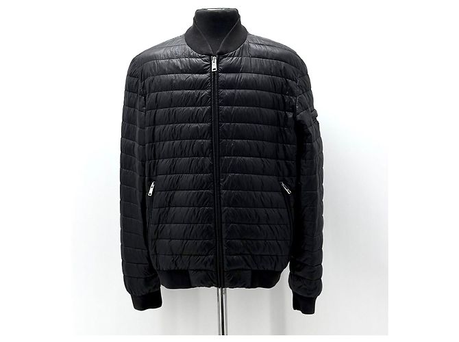 Prada Leichte gesteppte Herrenjacke mit Triangle-Logo Schwarz - Ansicht 2