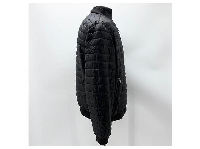 Prada Leichte gesteppte Herrenjacke mit Triangle-Logo Schwarz - Ansicht 6