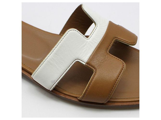 Sandali Oran Hermès in pelle marrone e bianca - vista 10