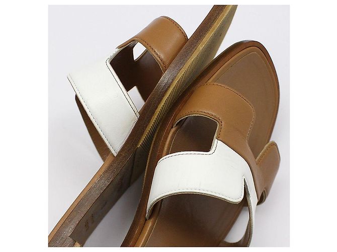 Sandali Oran Hermès in pelle marrone e bianca - vista 11