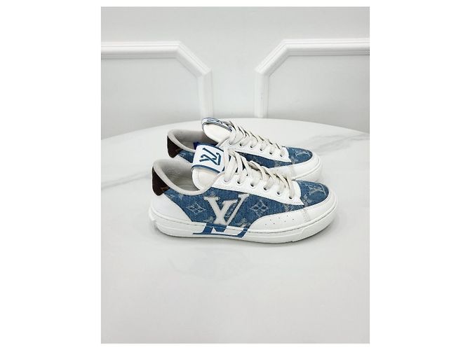 Louis Vuitton Sneakers Charlie in denim Argento - vista 4
