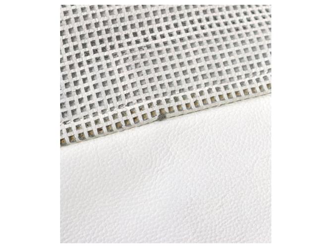 Chanel Borsa a tracolla White Perforated Big CC Flap Bianco - vista 9