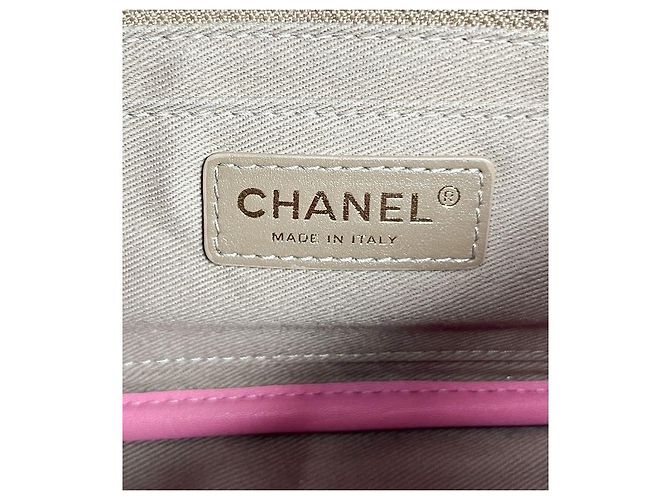 Chanel Bolsa de ombro com corrente acolchoada rosa - view 5