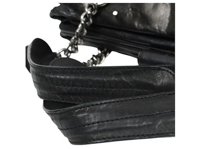 Chanel Schultertasche mit Big CC Kette in Schwarz - Ansicht 6