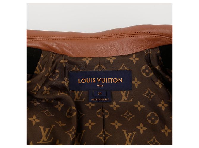 Louis Vuitton Black Wool Leather Insert A-Line Coat - view 11