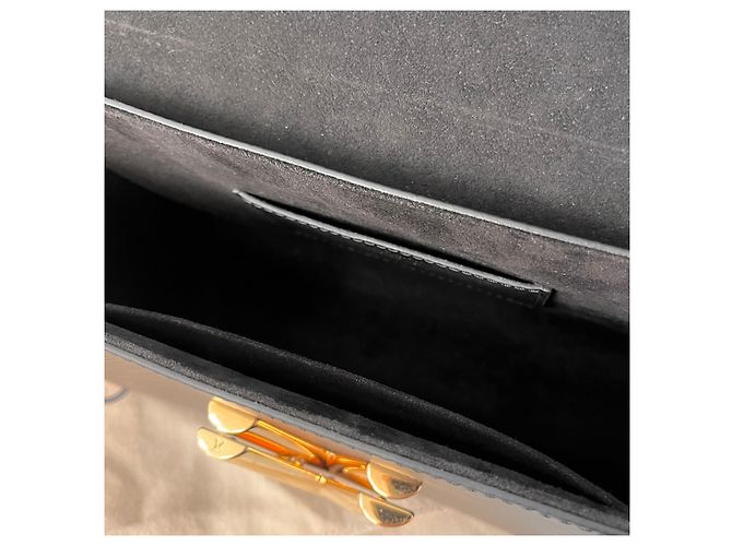 Louis Vuitton Borsa Twist MM Epi Gold Black Nero - vista 6