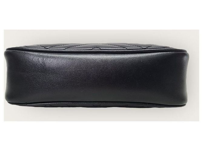 Gucci Piccola borsa camera matelassé GG Marmont nera Nero - vista 7