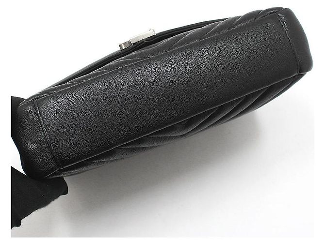 Saint Laurent Borsa a Spalla Medium Black Monogram Matelassé Silver College Nero - vista 5