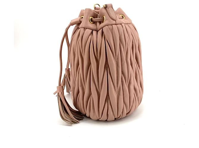 Miu Miu Borsa a tracolla a secchiello trapuntata Rosa - vista 4