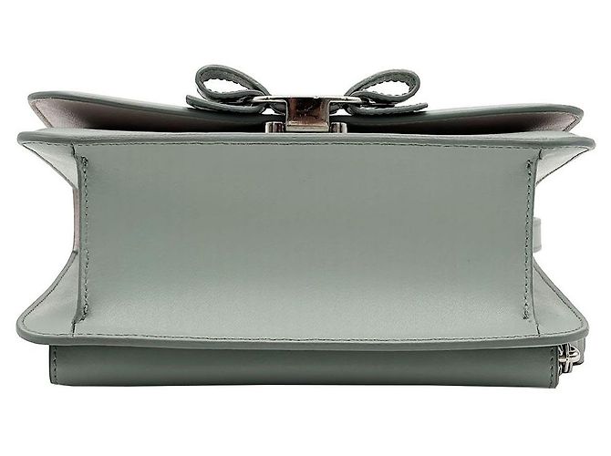 Salvatore Ferragamo Borsa a tracolla con catena, patta e fiocco Vara grigio Ferragamo Marrone - vista 7