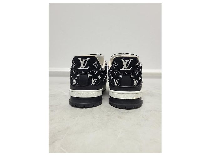 Louis Vuitton Tênis LV Trainer em têxtil monograma preto - vista 6
