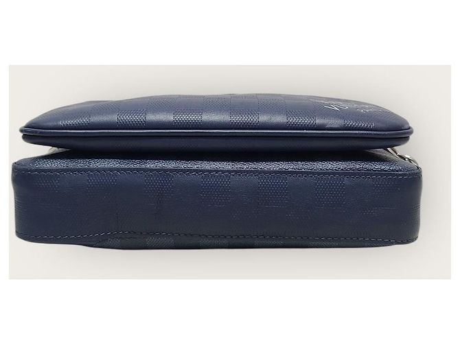 Louis Vuitton Borsa a tracolla Damier Trio in zaffiro blu - vista 6