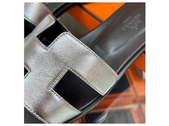 Hermès Sandali e ciabatte Oran da donna Argento Multicolore - vista 8