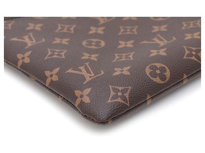 Louis Vuitton Clutch Daily Pouch Nero - vista 5