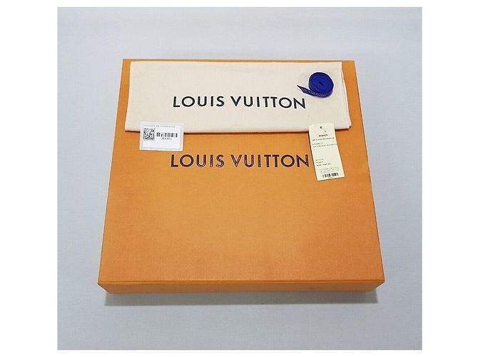 Louis Vuitton Pochette Voyage MM Clutch Blu - vista 10