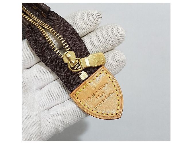 Louis Vuitton Bolso de mano para aseo Castaño - vista 5
