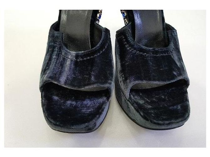 Prada Scarpa con zeppa in velluto e cristalli Multicolore - vista 2