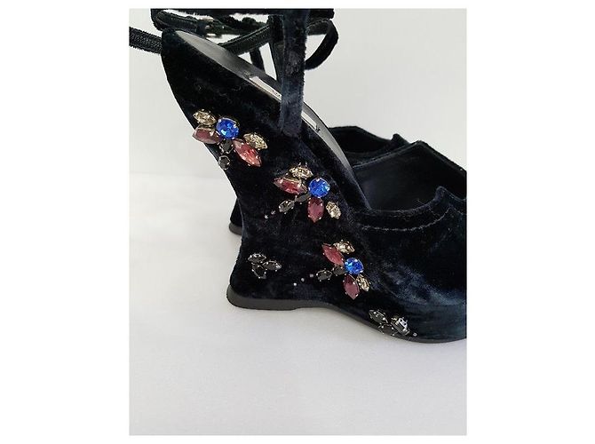 Prada Scarpa con zeppa in velluto e cristalli Multicolore - vista 9
