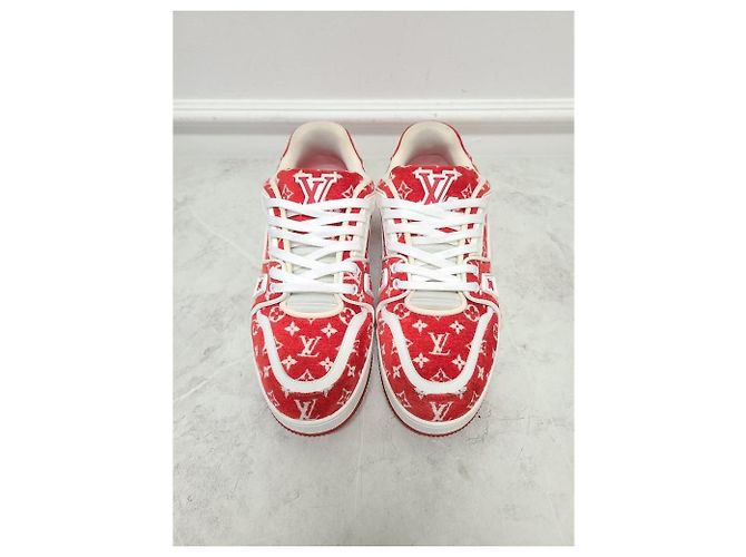 Louis Vuitton Sneakers Red Monogram Velvet Trainer Rosso - vista 5