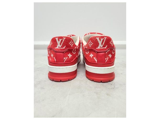 Louis Vuitton Sneakers Red Monogram Velvet Trainer Rosso - vista 6