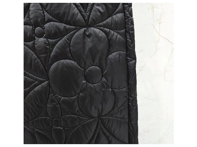 Louis Vuitton Pantaloni Sporty Flower Monogram Nero - vista 4