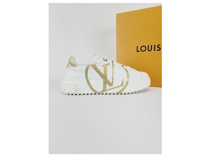 Louis Vuitton Sneakers Timeout con logo circolare in oro bianco - vista 2