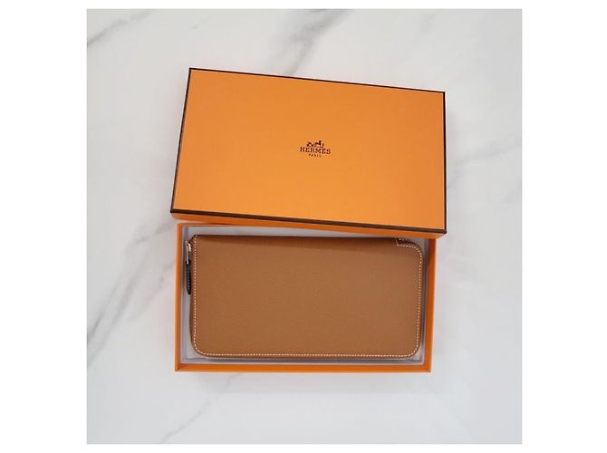 Hermès Portafoglio lungo classico in seta Oro Marrone - vista 11