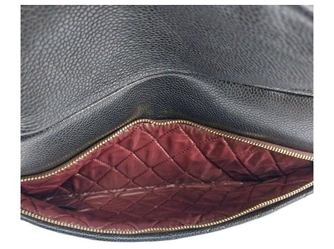 Chanel Clutch in Caviar Morbido con Patta Pieghevole e Doppia Cerniera Nero - vista 5