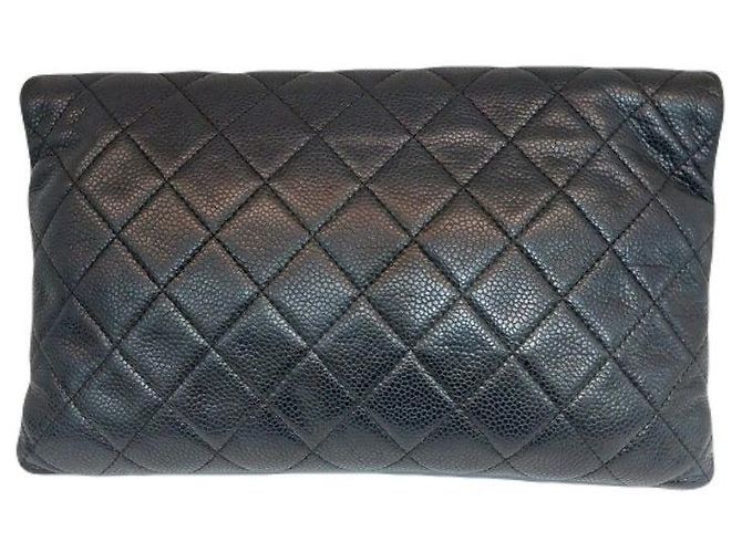 Chanel Clutch in Caviar Morbido con Patta Pieghevole e Doppia Cerniera Nero - vista 7