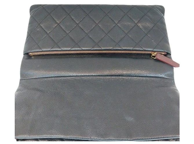 Chanel Clutch in Caviar Morbido con Patta Pieghevole e Doppia Cerniera Nero - vista 8