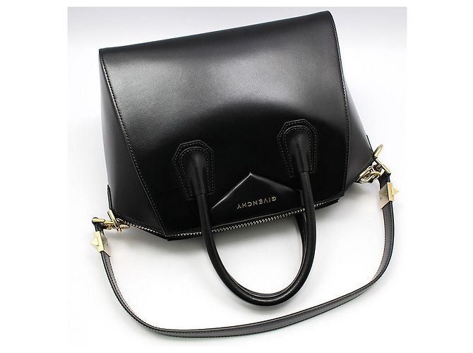 Givenchy Piccola borsa a tracolla Black Calfskin Glossy Gold Anti-Gona Nero - vista 3