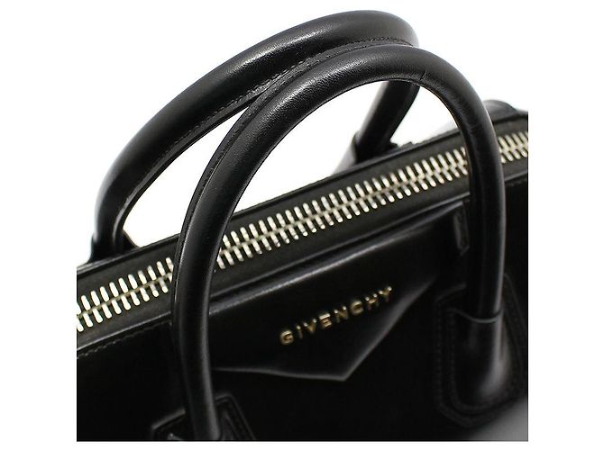 Givenchy Piccola borsa a tracolla Black Calfskin Glossy Gold Anti-Gona Nero - vista 7