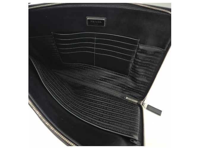 Prada Clutch Saffiano Triangle Logo Nero - vista 8