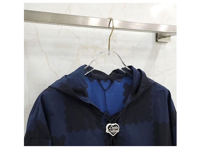 Louis Vuitton Jaqueta Anorak Corta-vento Damier Nigo Preto - vista 3