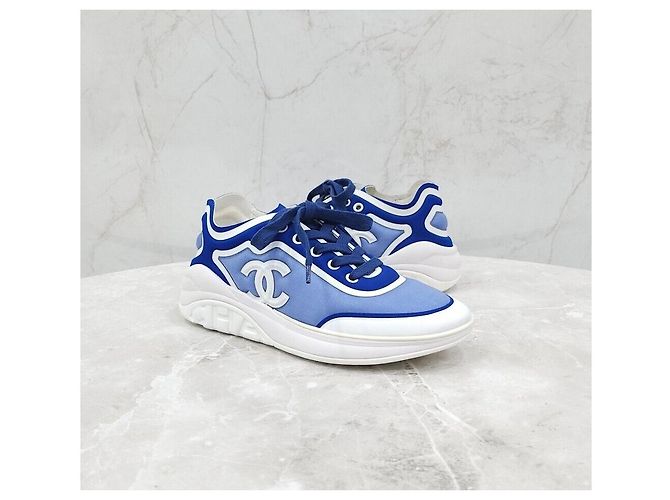 Chanel Sneakers in Lycra Mesh - vista 3