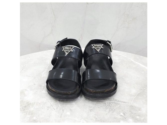 Louis Vuitton Sandali Mule Flat Comfort con Logo in Metallo Nero - vista 2