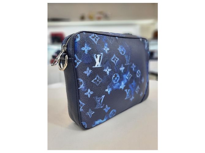 Louis Vuitton Borsa a tracolla Messenger Water Trio Blu - vista 15